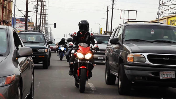 Motorcycle Lane Splitting - Why it is good and how it is misused