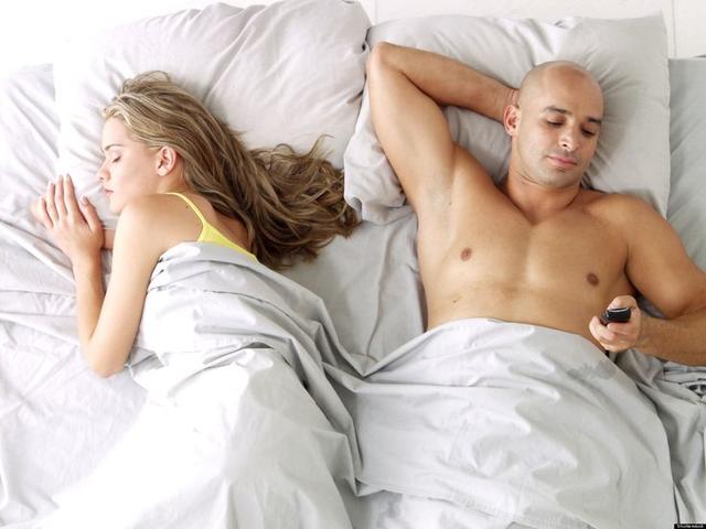 10 Reasons He's Not Ready For A Relationship