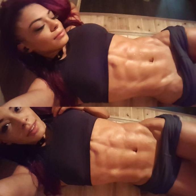 GUYS:do you like girls with abs?