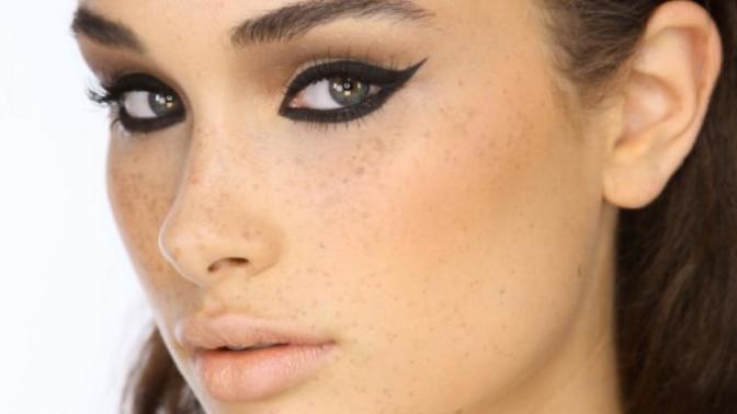 Do guys like eyeliner? Or not?