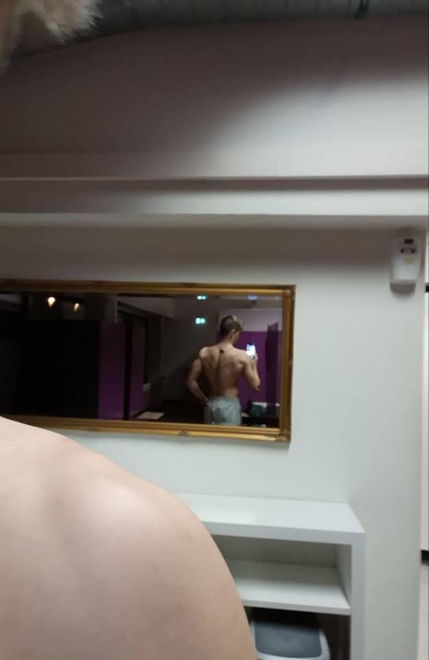 Do girls find a muscular back attractive?
