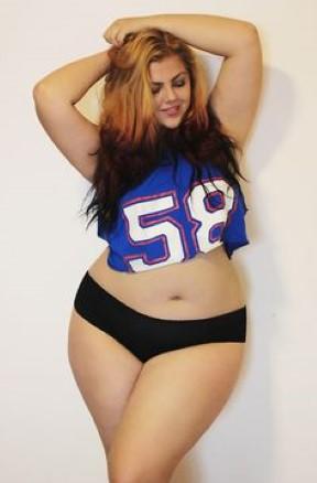Do men like muffin tops? Or flat stomachs?