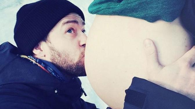 Anyone else dying to a see a picture of Justin Timberlake and Jessica Biel's baby?