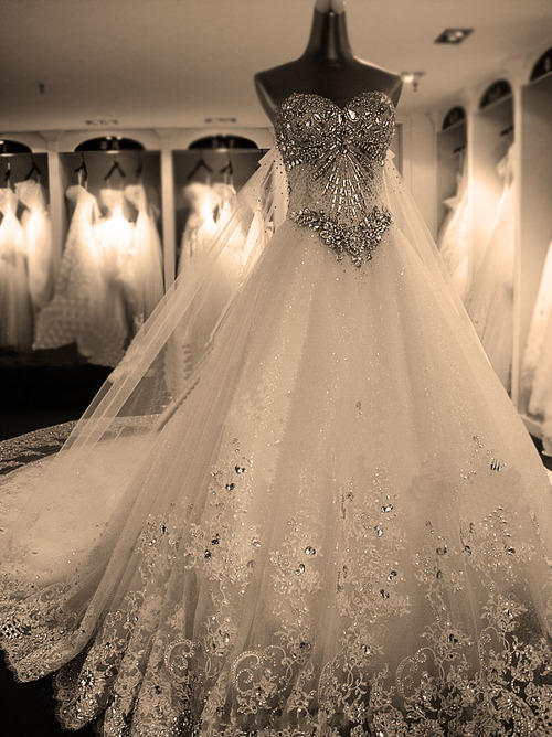S What Is Your Dream Wedding Dress Saskguys