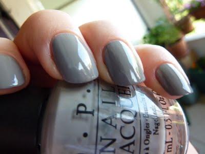 Poll & Discuss: What colour nail polish do you prefer?