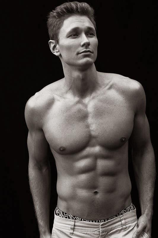 Girls, would you date this guy if you had 100% chance with him?