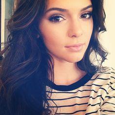 Who's prettier, Emma Watson or Kendall Jenner?