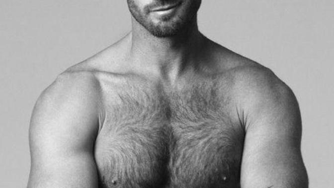 Hairy chest vs smooth chest?
