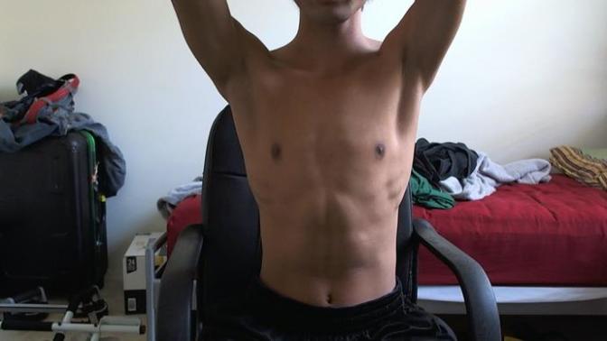 Girls, I'm trying to be skinny ripped. I attached my upper body pic. What do you think?