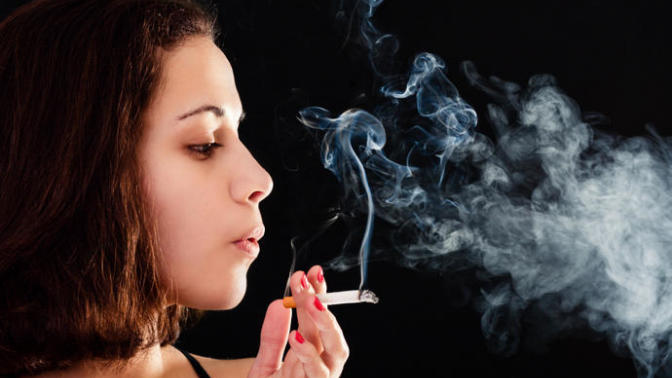 Do girls smoke?