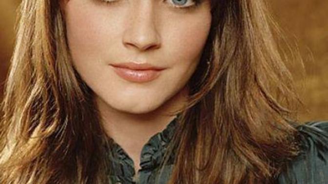 Fringes or side swept bangs. Vote?