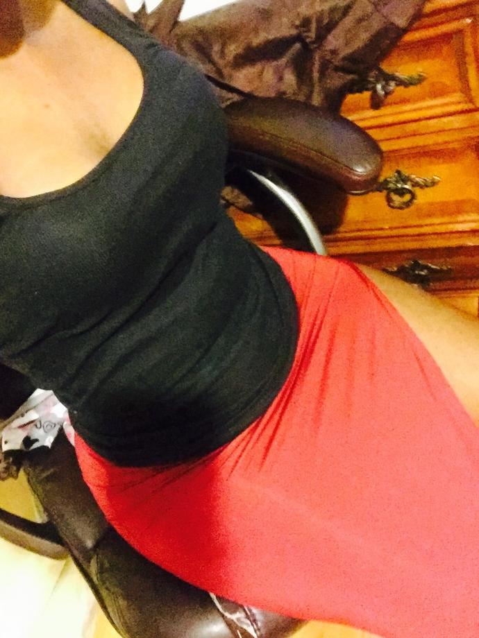am i curvy? what do you think of my body?