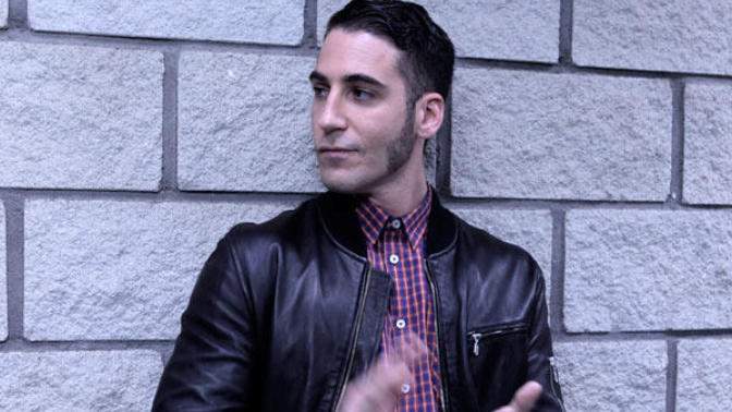 Do you think this actor is HOT?