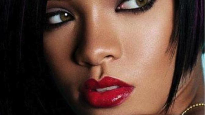 Ladies and Gentlemen, what do you consider to be "a lot of makeup" ?