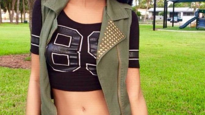 Which girl is hotter or you would date?