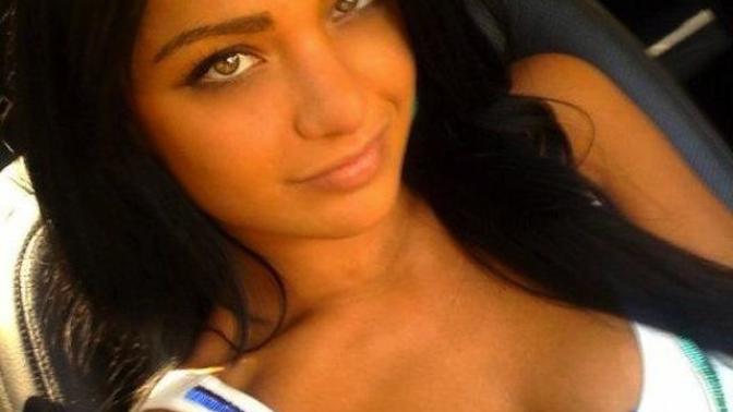 Hot stunning girls with fat chubby guys?