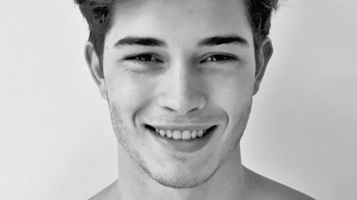 Girls, is this the most attractive/beautiful guy in the world?