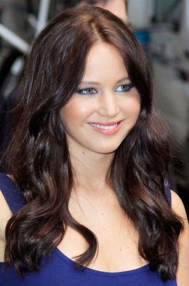 Jennifer Lawrence - Does she look better as a blonde or brunette?