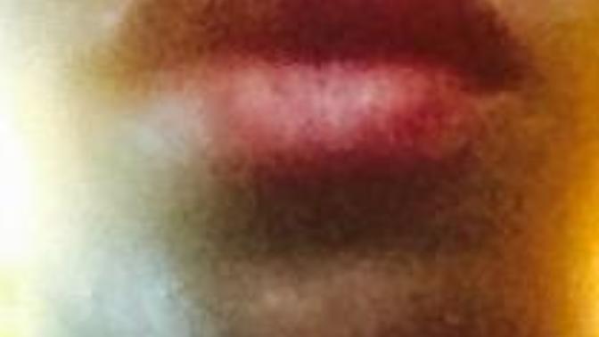 What is full lips and what is medium sized lips?