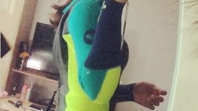 Girls, can I wear a wetsuit instead of bikini for a day on the beach?
