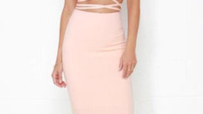 So which type of hairstyle would go better with this dress, a classy updo, silky straight hair, or curls go better with this dress?
