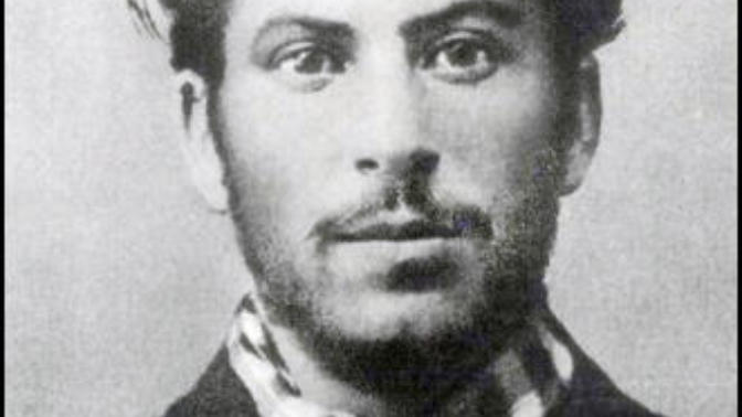 OMG Joseph Stalin was so handsome how he turned to a dictator?