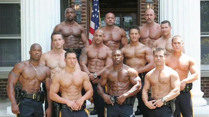 Which group of ripped men really really turns you on (Ignore the faces)?