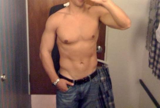 Would you dare to post full body pic?