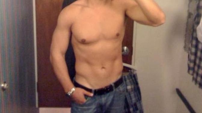 Would you dare to post full body pic?