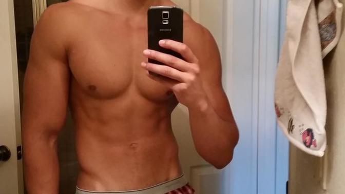 Girls, Bulk or Cut? Should I try to gain more muscle mass or would it look better if I just cut now?