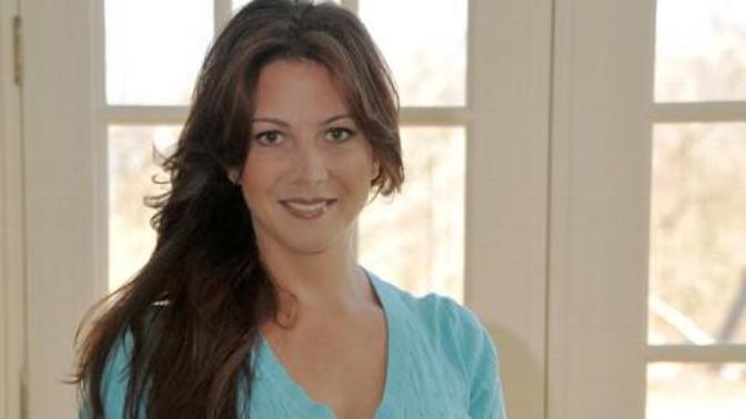 Elizabeth Petrakis, A Millionaire's Wife, Cheats on Her Husband and Manages to Get Prenup Thrown Out in Divorce Court - Thoughts?