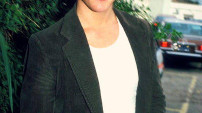 Girls what do you think of a young Tom Cruise?