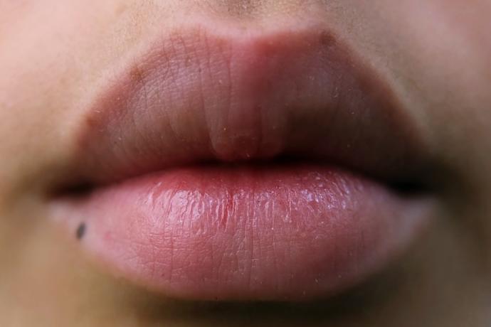 Do you prefer thin lips or, full lips?