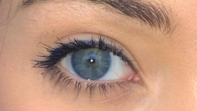 Post a pic of your eyes. What's your favorite thing about them?