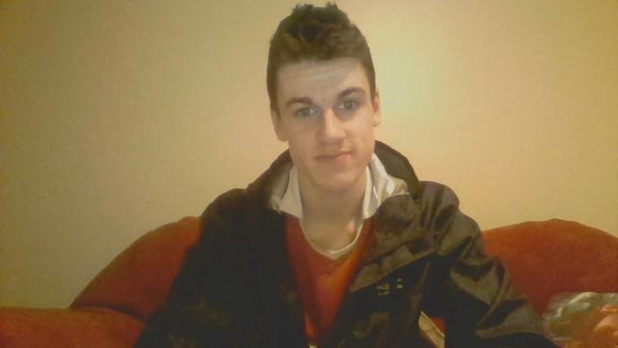 Girls, I've not had a girlfriend yet (see pic of me below for explanation of why) and I'm 22, is that bad?