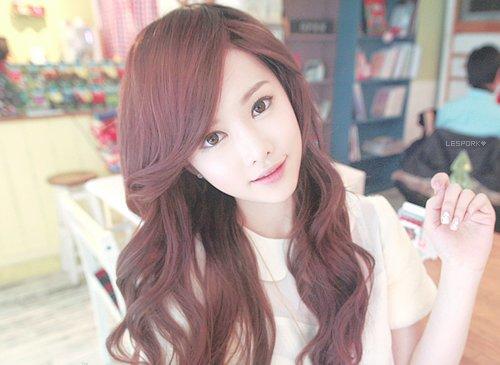 Which Hair Style Do You Prefer?