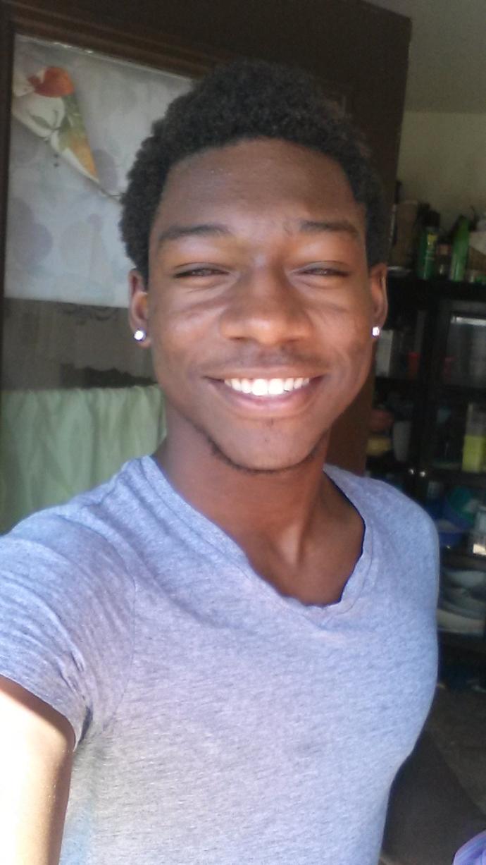 Can someone tell me why every girl I know tells I'm attractive?