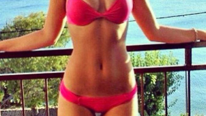 Guys, do the majority of you prefer lots of curves on a girl?