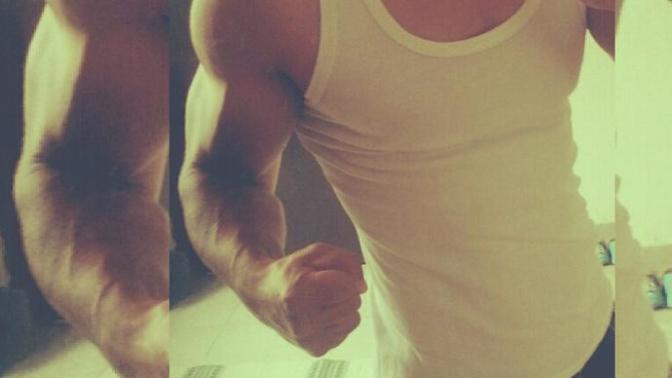 Big shoulders hot or not?