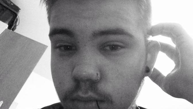Girls, Decided to get my nose pierced yesterday and want a girls opinion on if it looks good😋?