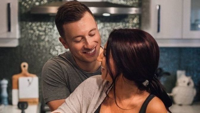 What does it mean when a guy says "that's my girl"?