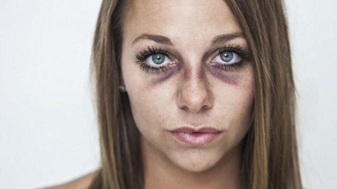 How does this picture of domestic violence make you feel?