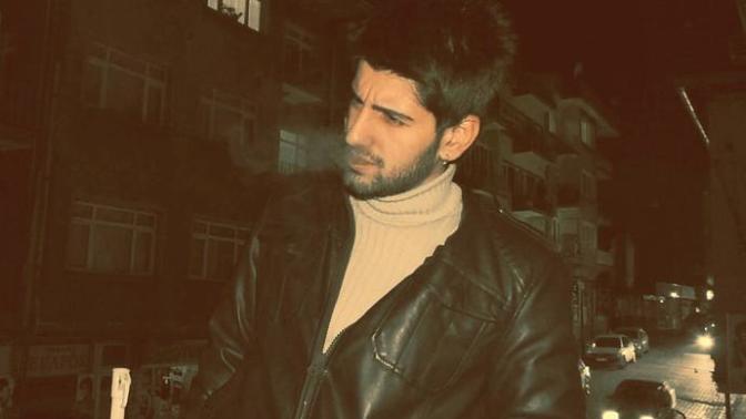 How do I look? Which hairstyle suits me better?