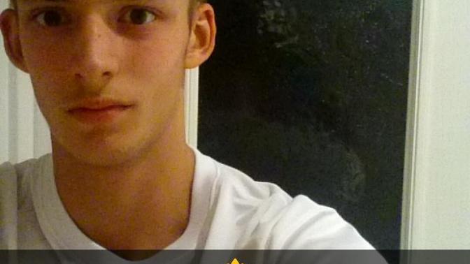 Girls, Do I look good :D ;)?