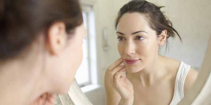 How many times a day do you look at yourself in the mirror?