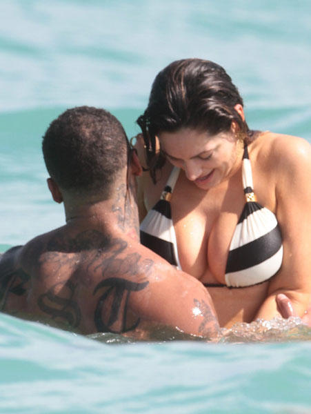 Do you think Kelly Brook is the ultimate boy fantasy and impossible standard for regular girls to be measured?
