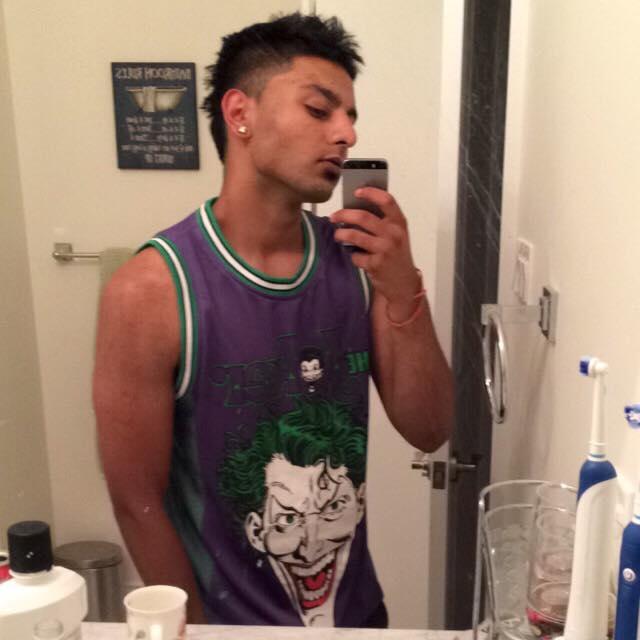 Piick bestt loooking guy?
