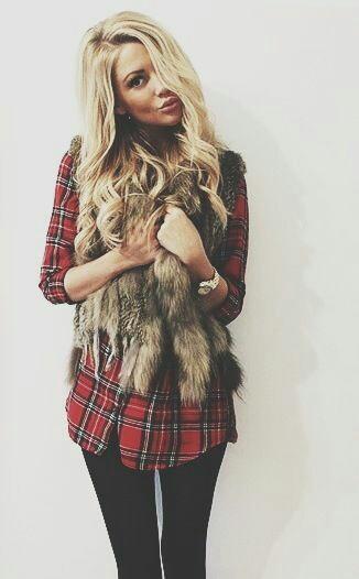 Do you like when it's Summer to wear Summer outfits or when it's Fall to wear Winter outfits?