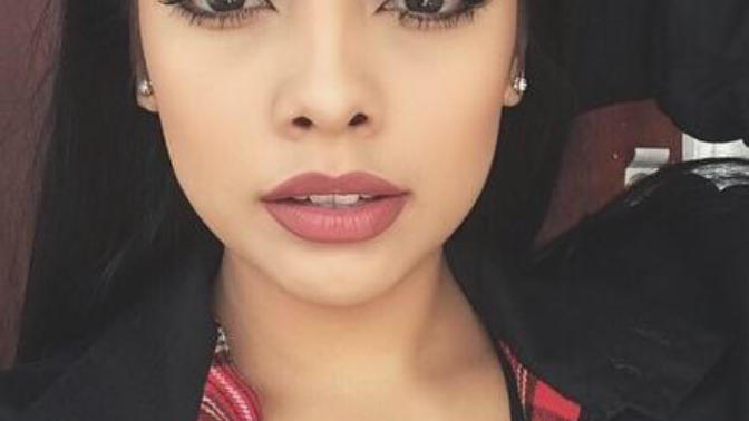 Girls, I want to fill in my eyebrows like this girl?