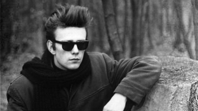 Do you think Stuart Sutcliffe is hot or ugly?